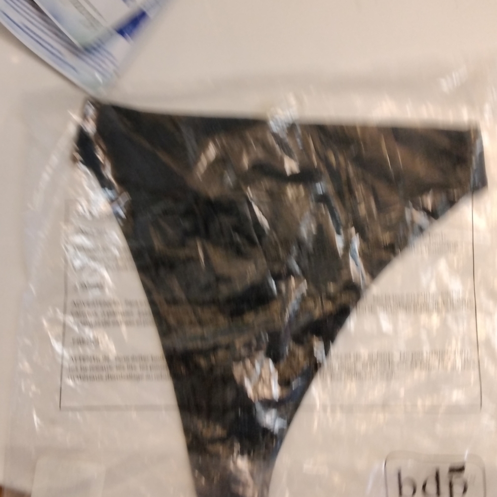 Cotton Rib Thong - Picture 4 of 5